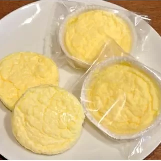 19-66 ムニュムニュセット(焼ミニチーズケーキ)