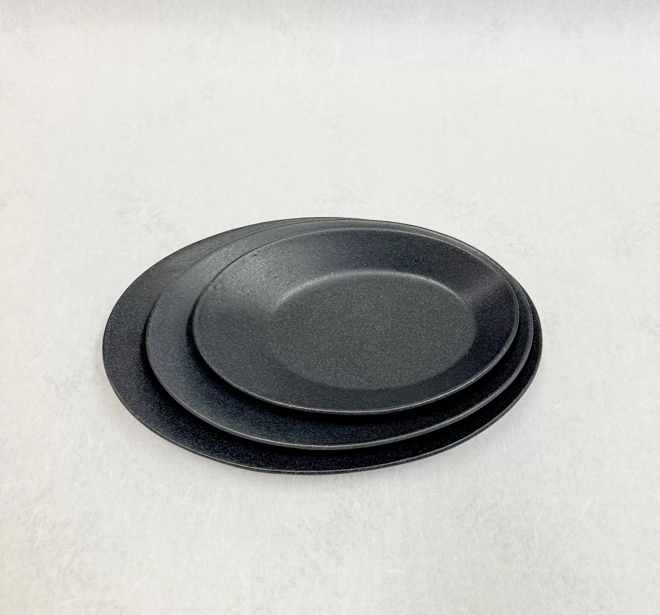 「鹿追焼」黒釉楕円皿セット  SKU009