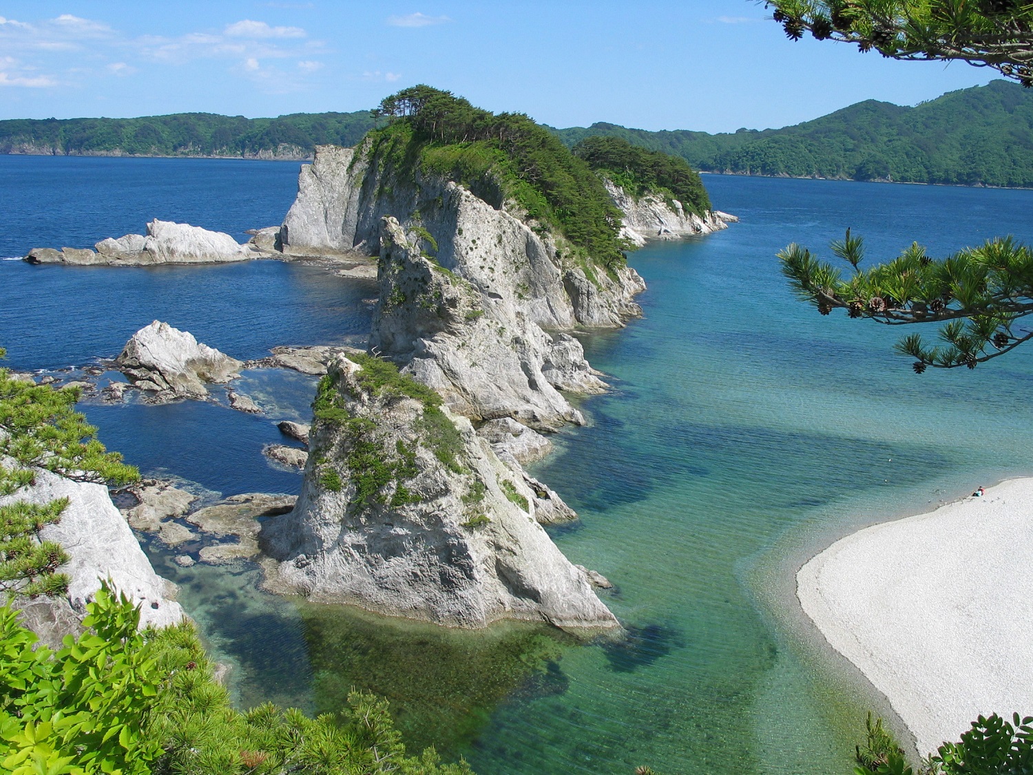 浄土ヶ浜