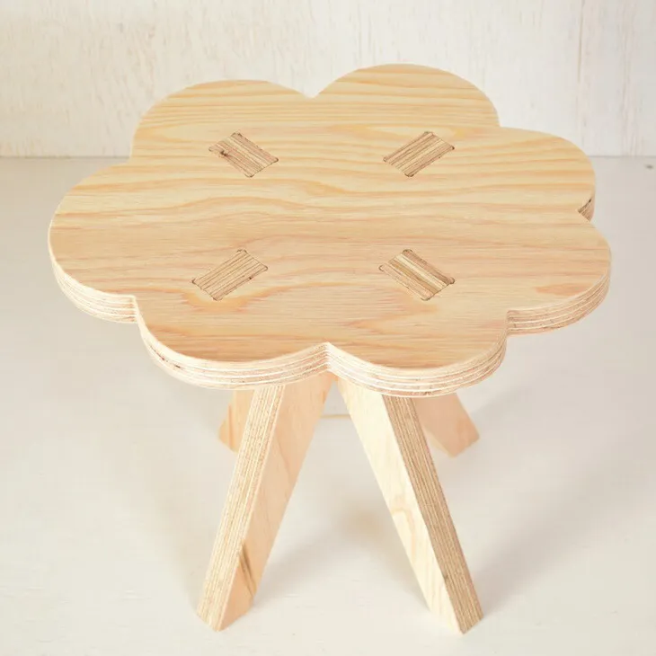 親子でイスづくりが楽しめる! 木製イス 《くも》 OTOMO STOOL mini 【613-1】