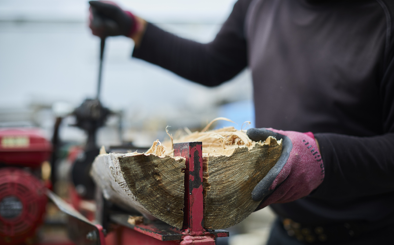 強火力】 薪 (りんごの木) 10kg 乾燥薪 〈 目安 : 10～15本