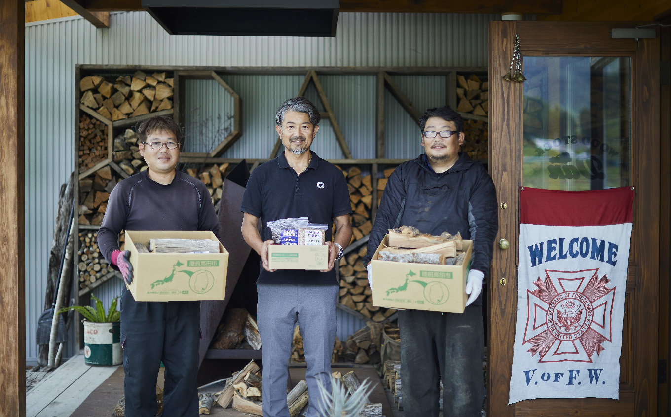 強火力】 薪 (りんごの木) 10kg 乾燥薪 〈 目安 : 10～15本