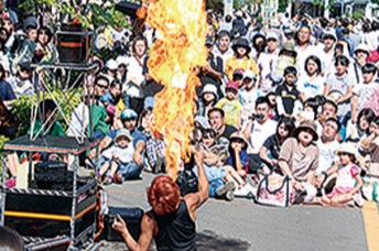 とおがった大道芸