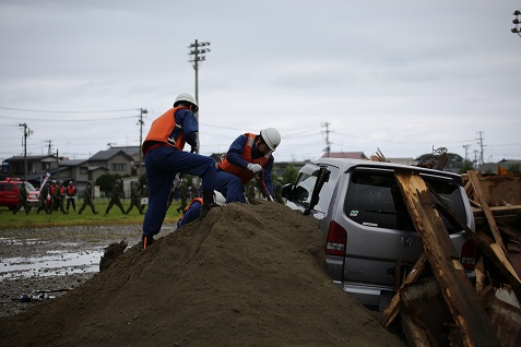 (7)防災対策や東日本大震災に関する復興支援に使ってほしい