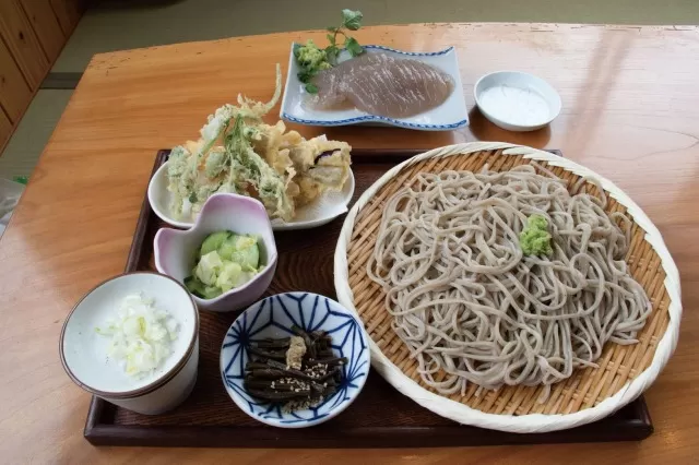 そば処弁天 お食事券(10枚) 大盛無料 F20A-738