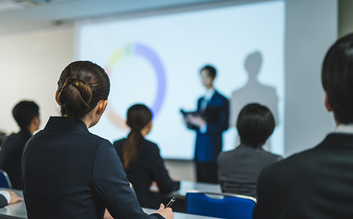 地域及び社会の発展に寄与する人材の育成に資する事業
