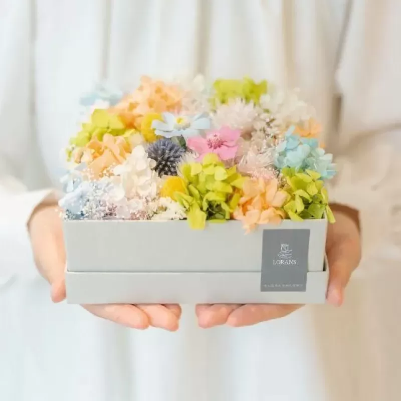 溢れるBOXフラワー ドライ_スクエア(みんなミックス)[068003]東京 都内 渋谷 花 フラワー インテリア 癒し プレゼント お祝い 飾り