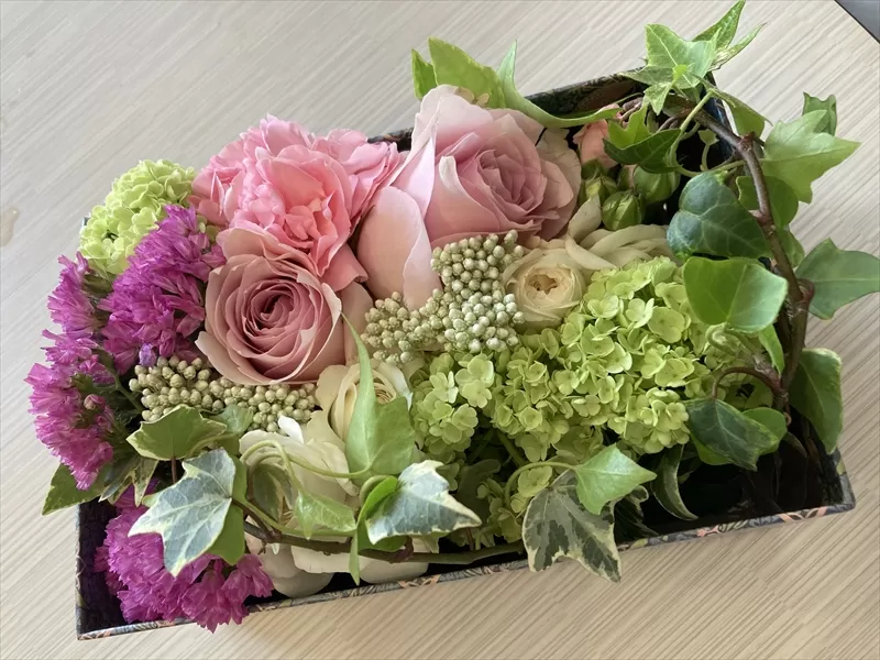 生花BOXアレンジ体験レッスン 【 フラワーアレンジメント 体験 チケット 神奈川県 小田原市 】