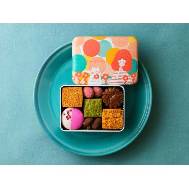 Ma Minette (マ・ミネット) お菓子 スイーツ 焼き菓子 オシャレ クッキー缶 8種類 詰め合わせ  マカロン サブレ 贈答用 ギフト ご褒美