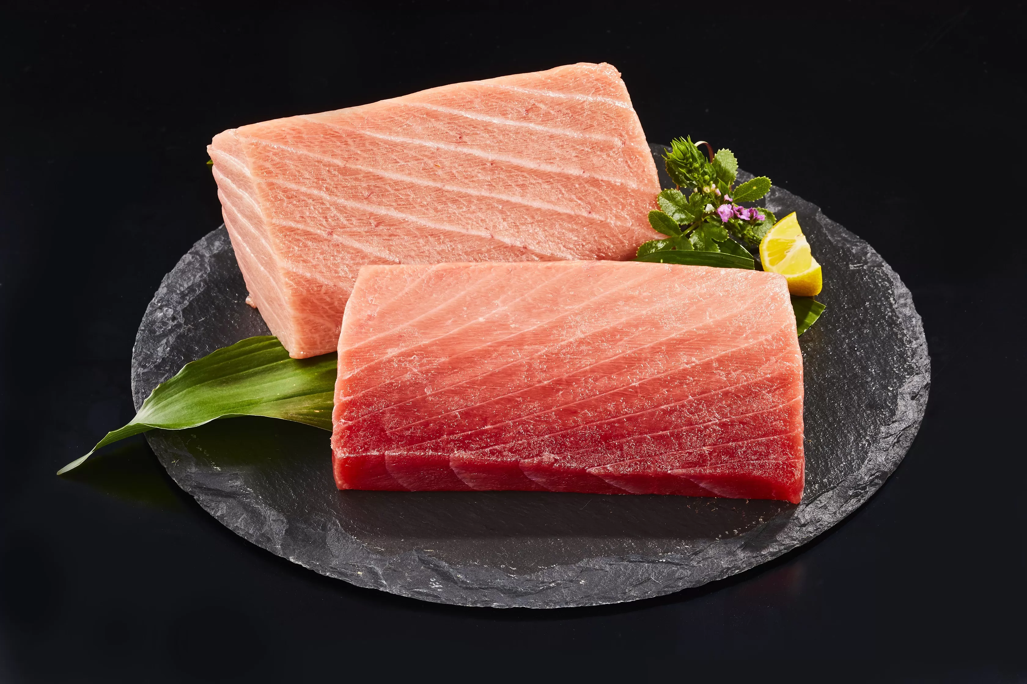 料亭の味をご自宅で、マグロの目利き名人宮川輝雄が送る 逸品のマグロ 中トロ＆大トロ