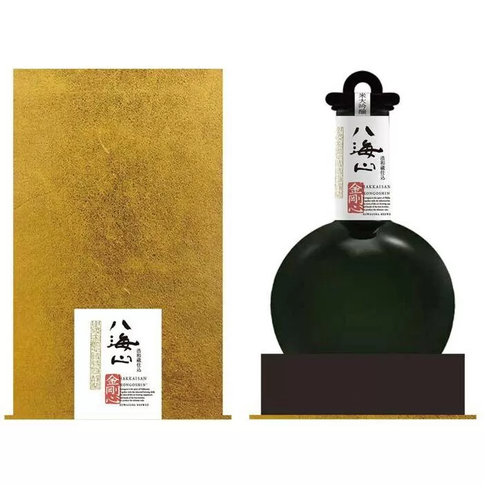 日本酒 八海山 純米大吟醸 金剛心 800ml ブラックボトル 限定品（2025年11月中旬より順次発送）