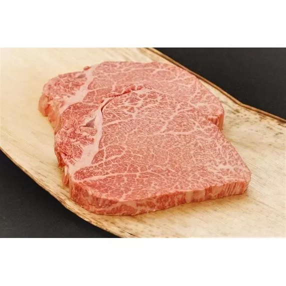 〈内山肉店〉雪温貯蔵にいがた和牛 シャトーブリアン150gx2枚【高島屋 選定品】