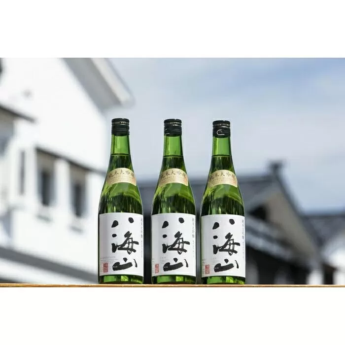 越後の名酒「八海山」純米大吟醸【四合瓶720ml×3本】