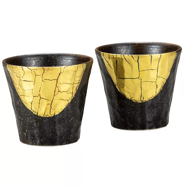 九谷焼 ペア焼酎カップ/金箔彩 a05 工芸品 伝統工芸 タンブラー グラス ペアグラス ペアカップ 焼酎グラス プレゼント お祝い ギフト 結婚祝い 還暦 喜寿 米寿 