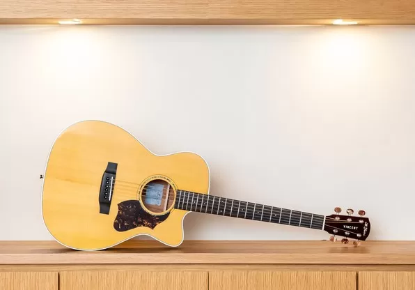 【 アコースティックギター 】K.Yairi VINCENT VF-9c ギター 楽器 弦楽器 音楽 ハードケース付き