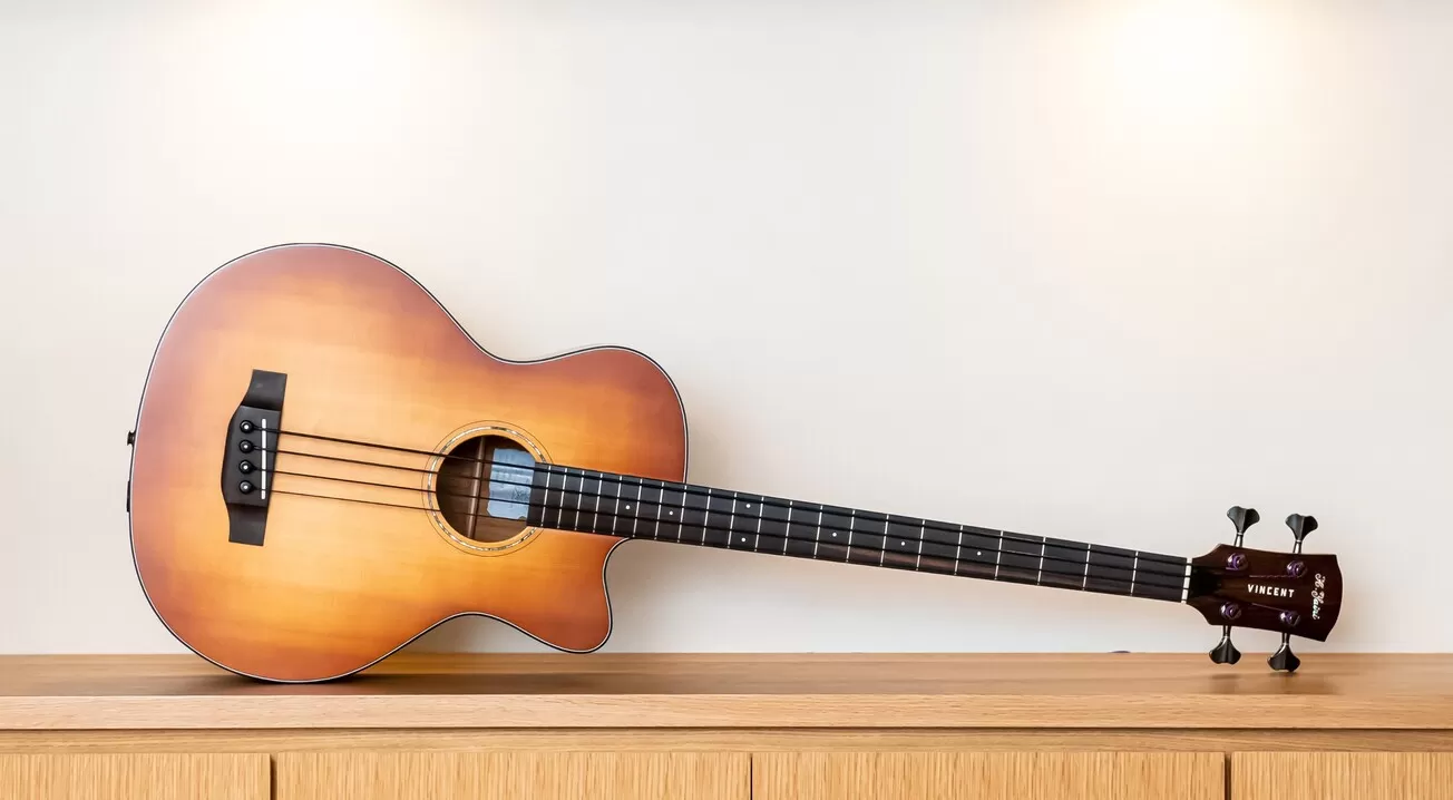 【 アコースティック ベース 】K.Yairi VINCENT VB-7c | ハードケース付き 楽器 弦楽器 音楽
