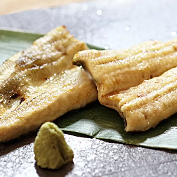 うなぎ 白焼 ( 1.5尾 ） | かも川茶寮 うを完 白焼き 国産 鰻 冷凍