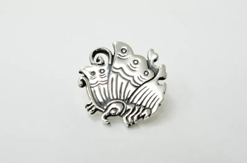 織田信長公 揚羽蝶家紋ブローチ