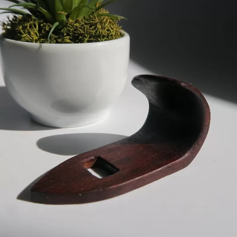 木製サムフック ヤナギサワ用 ［195S22］ 木製 サムフック 選べる 素材 シタン グラナディラ ボコーテ 肌触り 優しい素材 幅広い分野 中間的 サウンド 黒色 硬い木 茶褐色 黄色 杢目 柔らかい木 管楽器用 愛知県 小牧市 送料無料