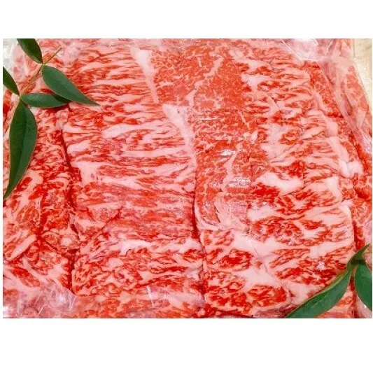 【4等級以上】黒毛和牛 近江牛 【上霜】 モモ すきやき用 【900g】 冷凍【BM11U】