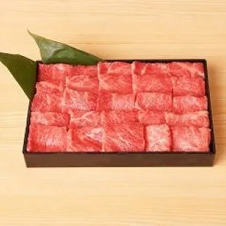 【4等級以上】近江牛 焼肉用肩ロース【 500g】【AB04U】