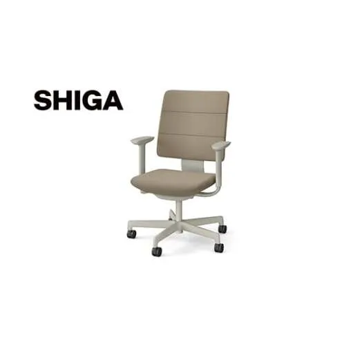 イトーキ SHIGA シガ 昇降脚 背トリプル ベースカラー:ペールオリーブ / 座面カラー:サンドベージュ（KJ-517SEM-L4K4F）キャスター5本脚 【アンクルムーブ・シンクロロッキング / アジャスタブル肘 / 抵抗付きウレタンキャスター】 日本製 ワークチェア オフィスチェア 柴田文江氏デザイン【EI187W】