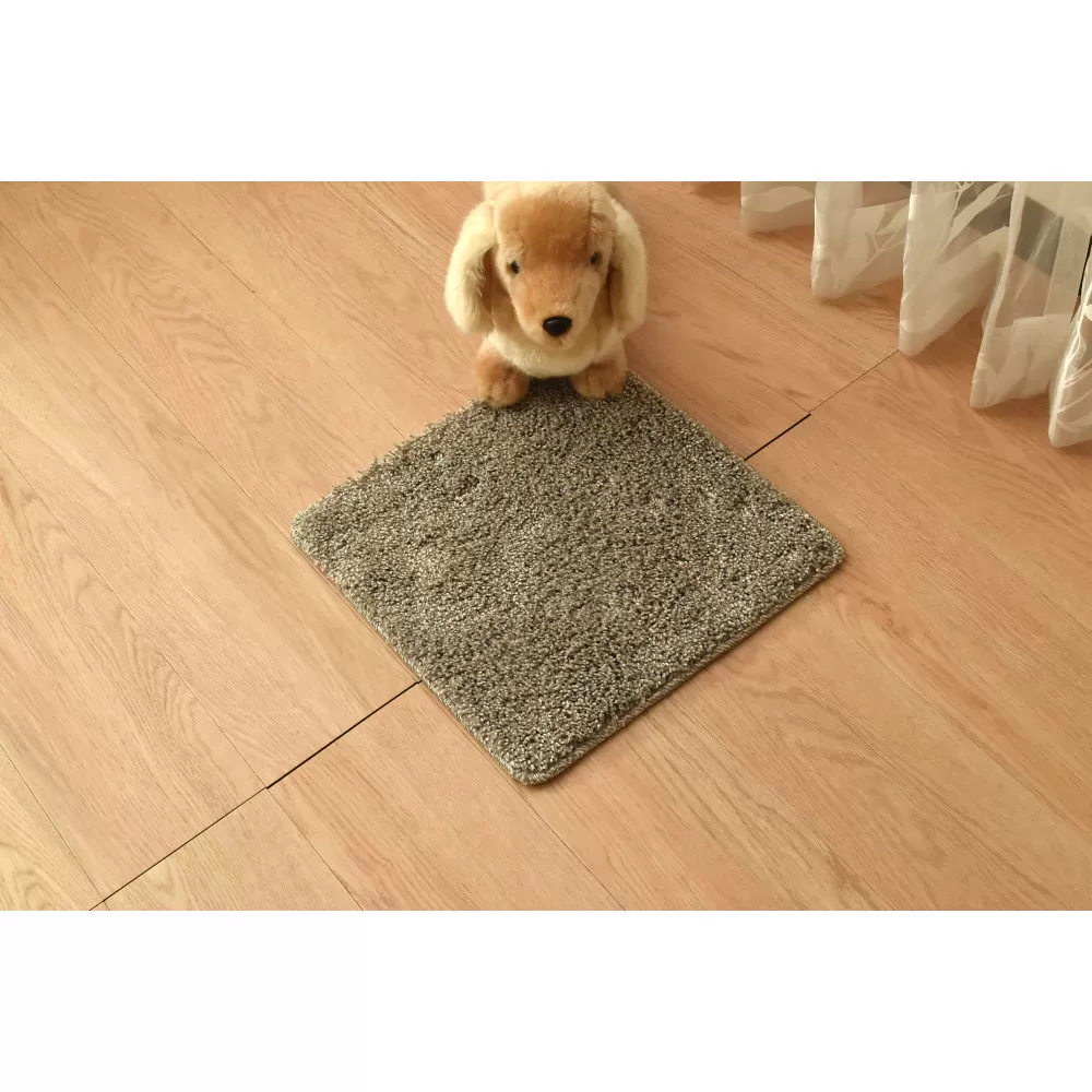 ペットに優しい洗えるしっかり吸着カーペット 36×36cm グレージュ色