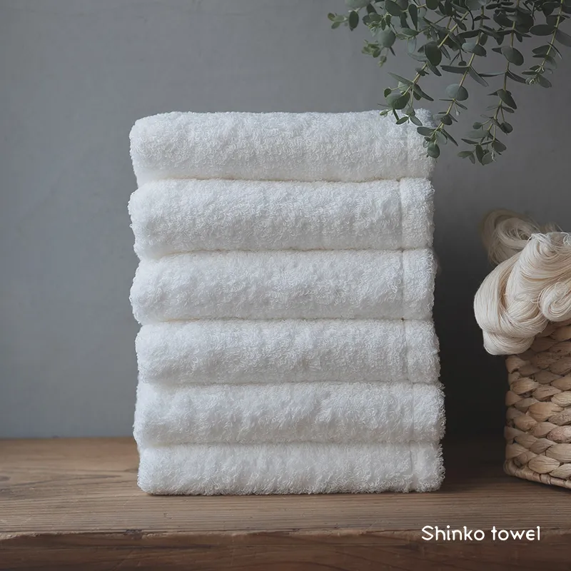 【TVで紹介！】おぅ！え～やん フェイスタオル（ホワイト）6枚【泉州タオル 国産 吸水 普段使い 無地 シンプル 日用品 家族 ファミリー】 G2695