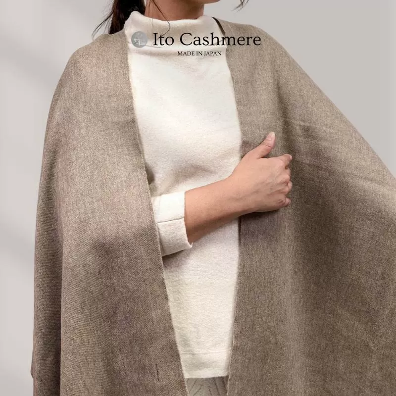 【100％ピュアカシミヤ】大判ストール フリンジ付き オーガニックベージュ【高級 カシミア おしゃれ ファッション 防寒 かしみあ】 099H3510