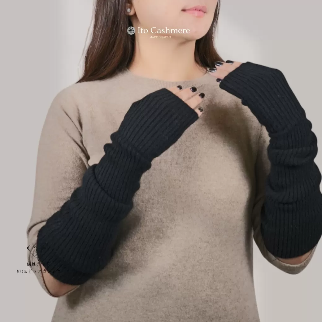 【100％ピュアカシミヤ】ハンドウオーマー ブラック【高級 カシミア おしゃれ ファッション 防寒 かしみあ】 020C420
