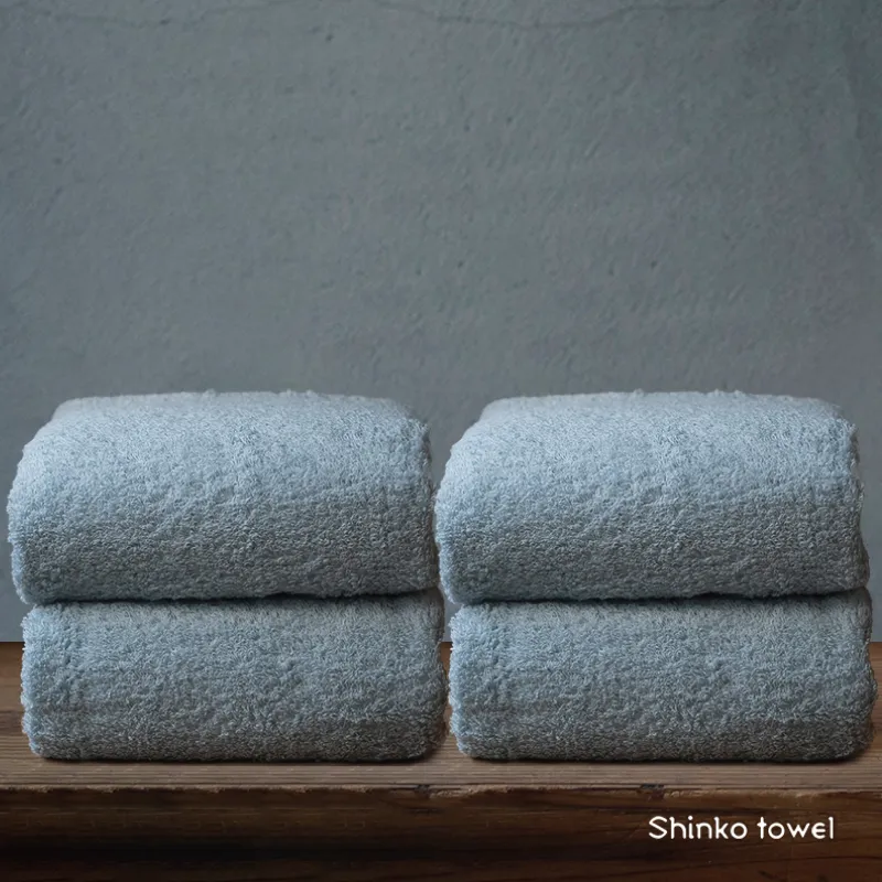 【TVで紹介！】おぅ！え～やん バスタオル（ブルー）4枚【泉州タオル 国産 吸水 普段使い 無地 シンプル 日用品 家族 ファミリー】  099H4282