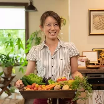 07-2【モモン・スラン】自家製ケーキ付★西脇ランチSet＜１名様＞お食事券