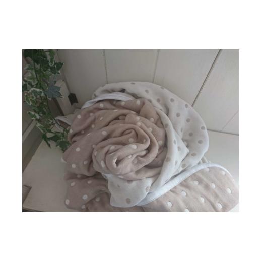 ハンドメイドのガーゼシングルブランケットとハンカチ（シンプル）