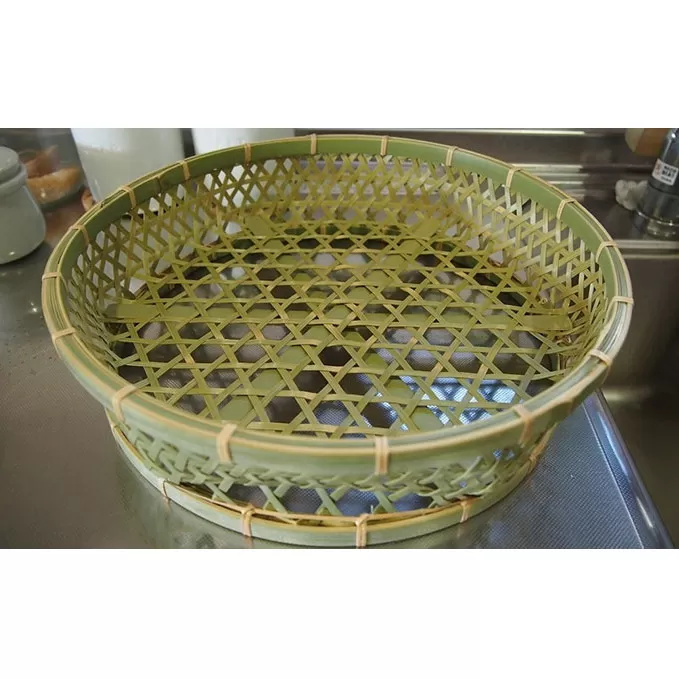 【一点ずつ手作り】自然素材にこだわった椀籠（浅型） 工芸品 雑貨 日用品 竹籠 かご カゴ 