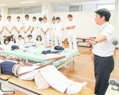 (3)−３　教育の推進充実（学校教育：関西総合リハビリテーション専門学校）