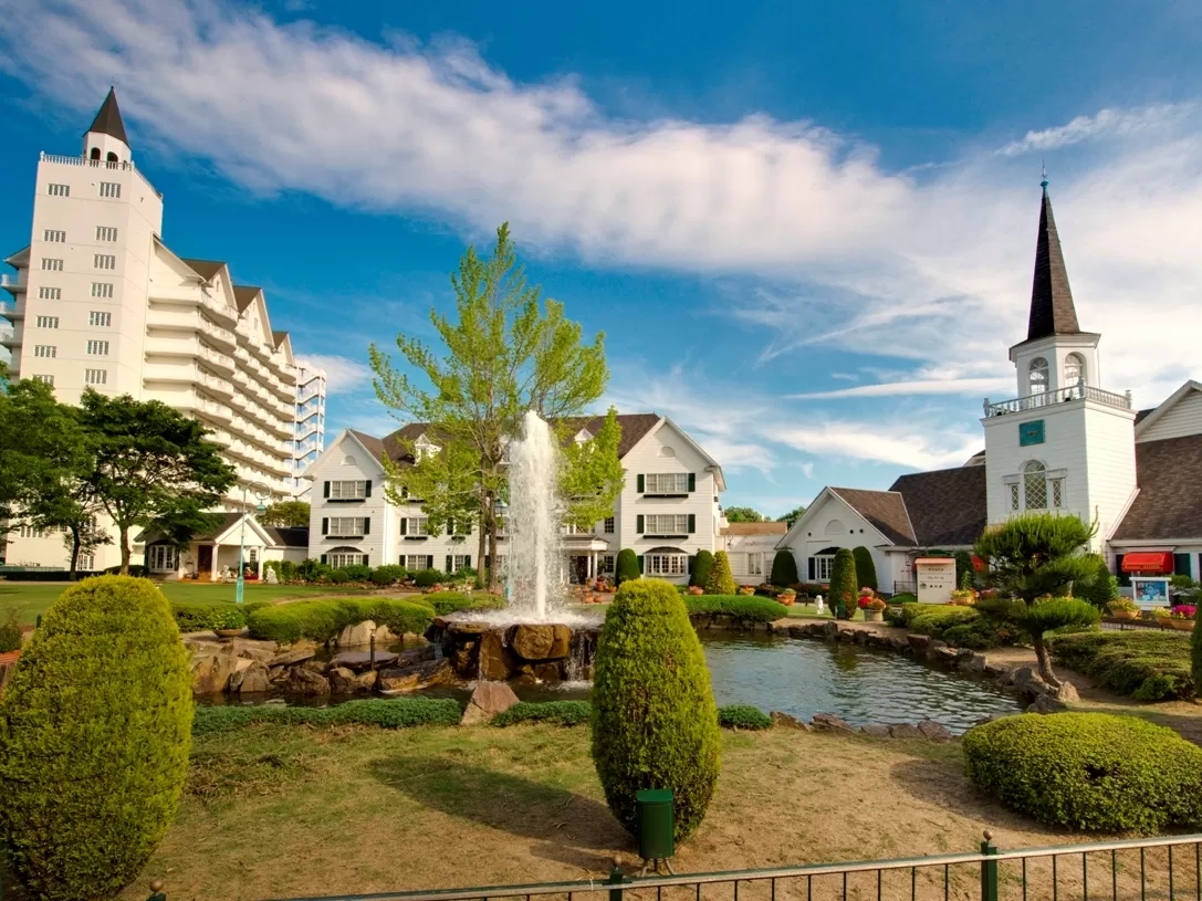 ホテルグリーンプラザ東条湖 1泊2食付き ペア 宿泊招待券（全日利用可）[ 宿泊券 宿泊チケット チケット 旅行 兵庫県 関西 加東市 ]