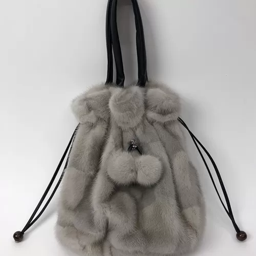 サファイア　ミンク　巾着　バッグ／豪華　毛皮　リアルファー　綺麗目　上品　お洒落　ファッション　かばん