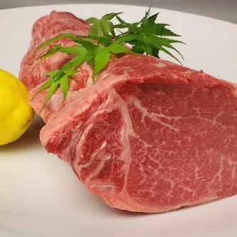 (冷蔵)　大和榛原牛　フィレ　1本　ブロック　3.5kg／うし源本店 お取り寄せグルメ パーティー 黒毛和牛 A5 ステーキ 父の日 奈良県 宇陀市 お中元 贈答用 贈り物 暑中見舞い お土産 お歳暮 内祝いまとめ買い 美味しい部位 キャンプ 送料無料 正月