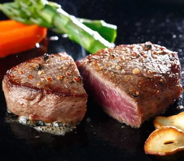 【和歌山県特産和牛】《熊野牛》極上モモステーキ　約510g（約170g×3枚）A4ランク｜国産 BBQ 牛肉 ビーフ 高級肉