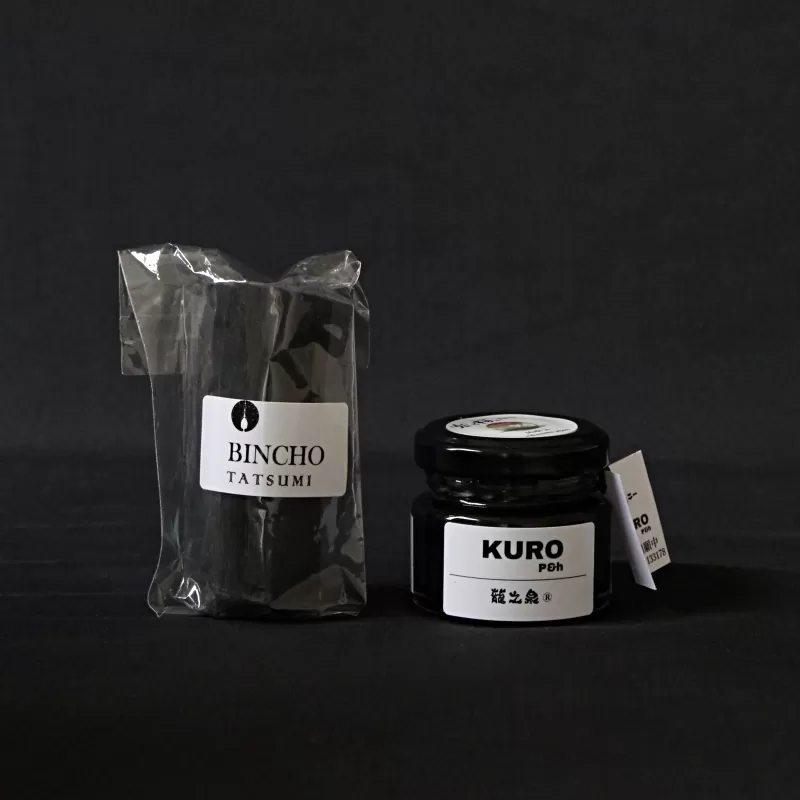KURO P&h30gと最高級紀州備長炭1本のセット 紀州備長炭 蜂蜜 はちみつ 黒はちみつ 梅酢エキス 和歌山県 すさみ町 