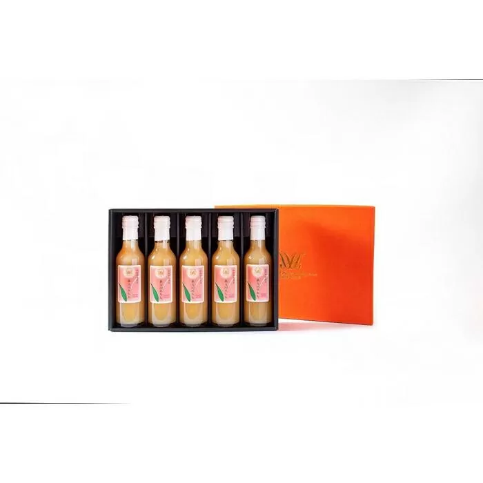 あら川の桃 60％ 果汁入り ドリンク 200ml × 5本 入り ギフトセット【mao8】