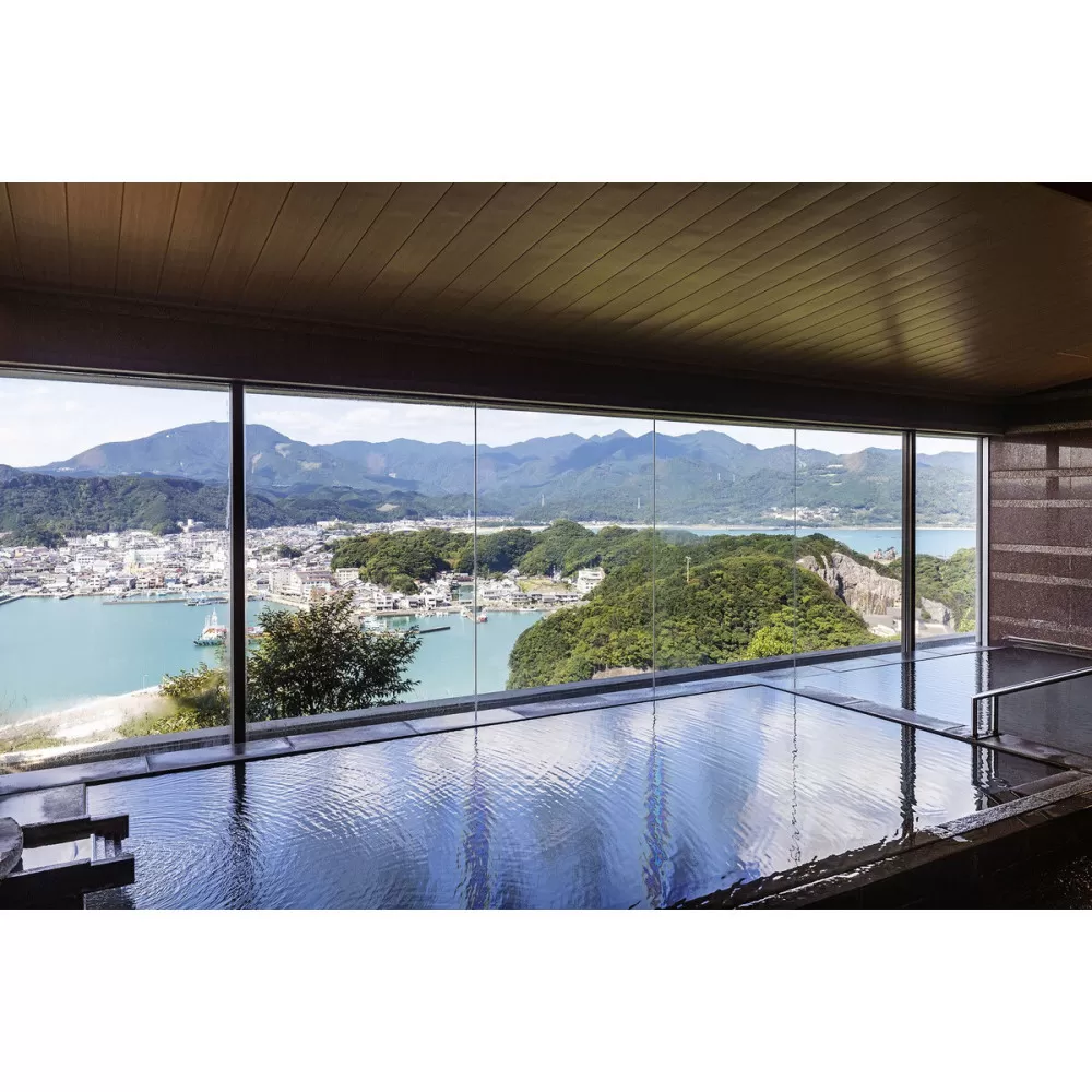 【ホテル浦島】平休日1泊2食付ペア宿泊券 ＜山上館和洋室＞