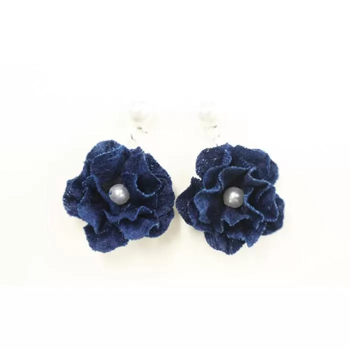 藍染花ピアス