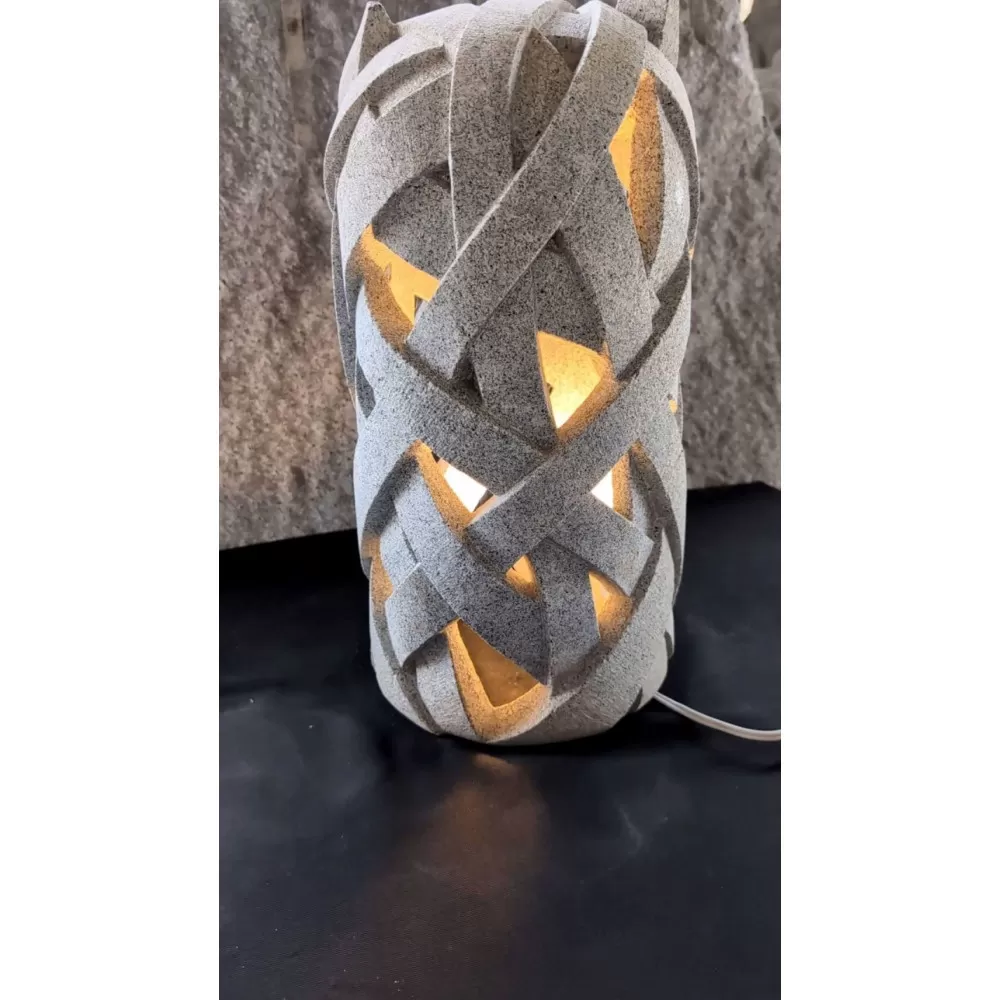 庵治石「石あかり」あじろ