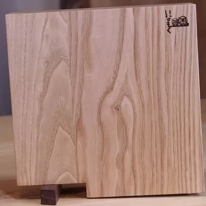栗のまな板スタンド付き小 キッチン用品 食器 小皿 工芸品 