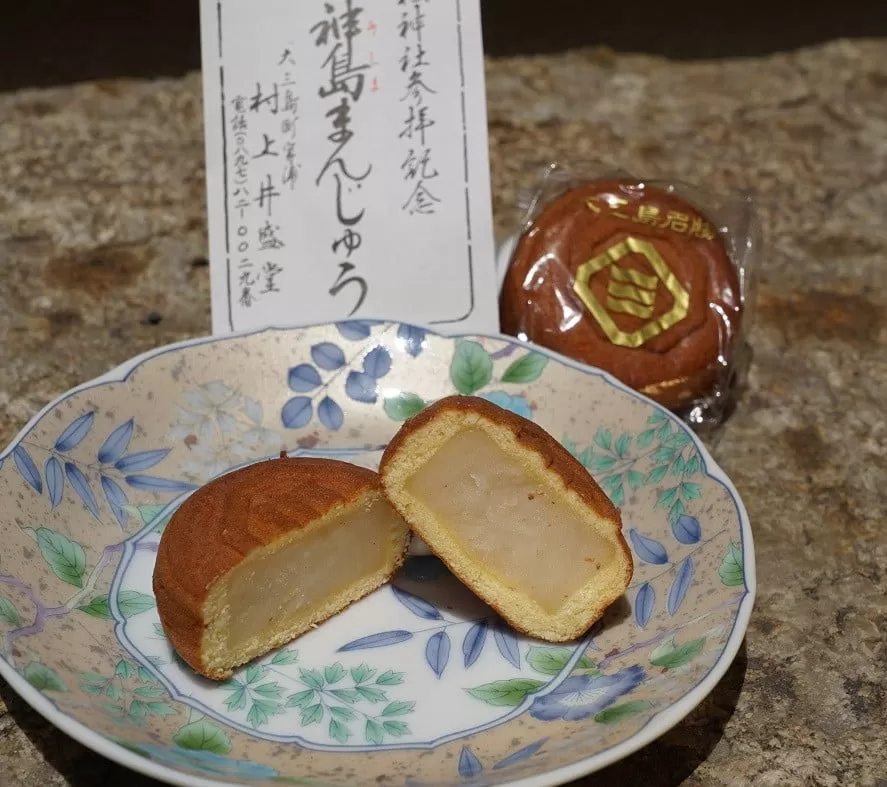 神島まんじゅう(村上井盛堂大三島町) 　箱詰20個入