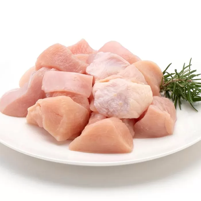 四万十鶏むね肉 切身約 2.4kg (約300g×8パック) カットでかんたん時短セット 【三栄ブロイラー販売株式会社】 [ATDP004]