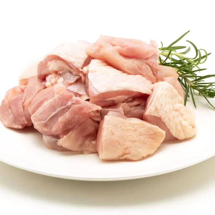四万十鶏「もも肉」「むね肉」 切身 計約2.4kg (約300g×8パック) カットでかんたん時短セット 【三栄ブロイラー販売株式会社】 [ATDP003]