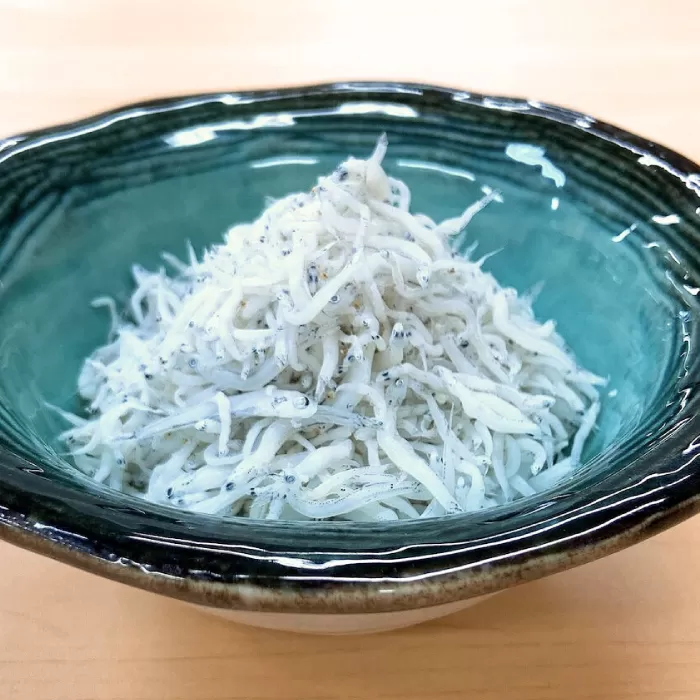 しらす干し 約1.5kg (約500g×3袋) 浜で瞬時に釜出し 高知のしらす 【グレイジア株式会社】 [ATAC078]
