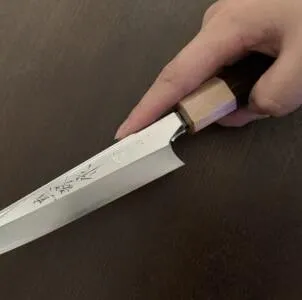 切付型ペティ包丁鏡面150ミリ銀３鋼